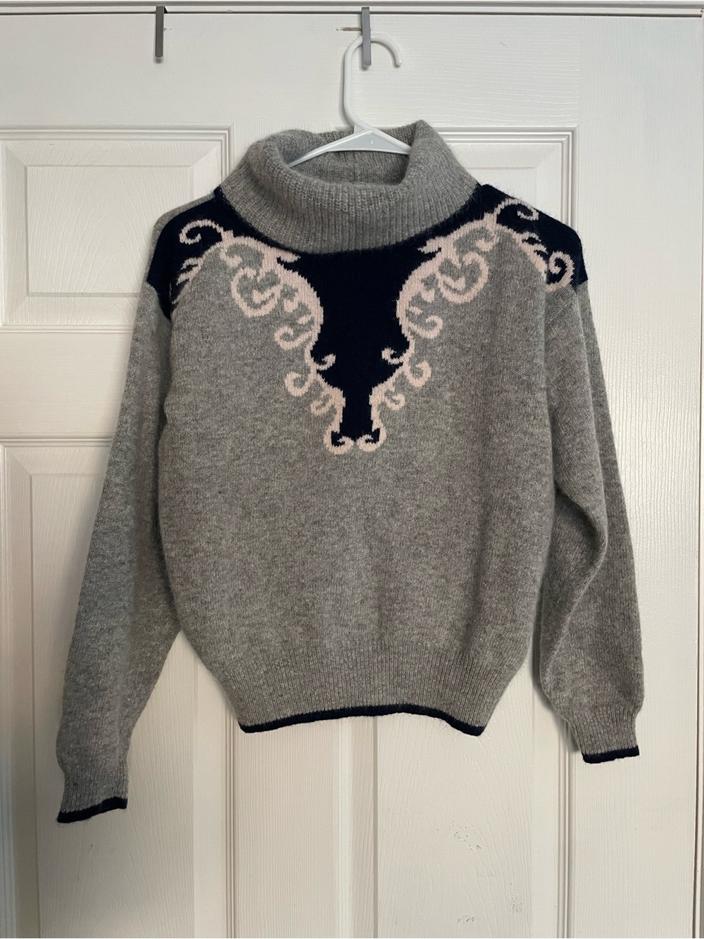 Petite Illustrations size S Lambswool blend Cozy Gray Turtleneck Sweater w Navy